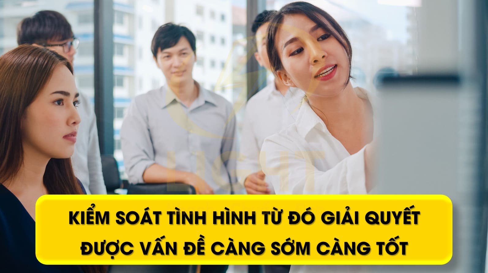 Kiểm soát tình hình