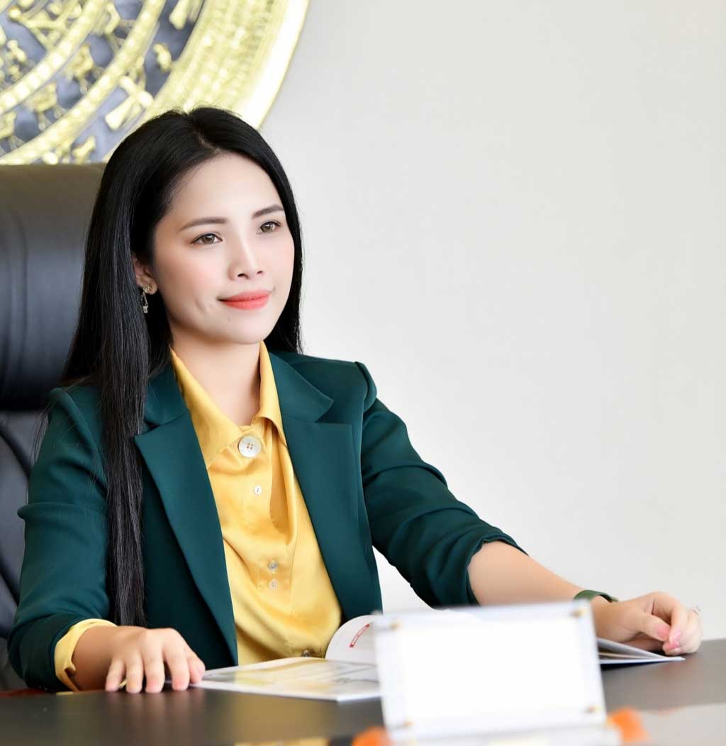 Chị Thanh Nga - CEO của thương hiệu thời trang nữ trong khóa học CEO quản trị