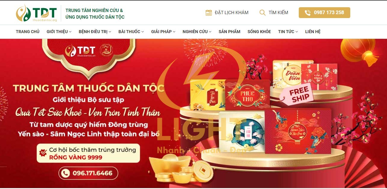 Giao diện banner và menu của TDT